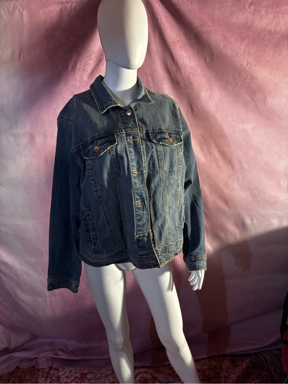 Universal Thread Vintage-Style Blue Denim Jacket